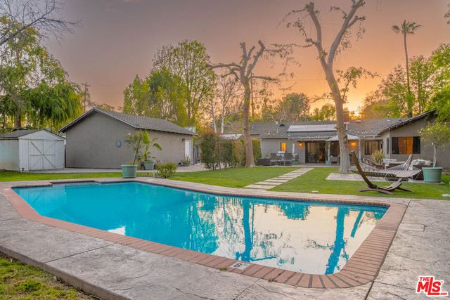 5932 Lubao Avenue, Woodland Hills, CA 91367