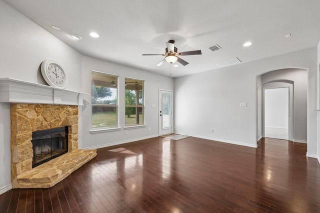 5929 Clipper Lane, Fort Worth, TX 76179