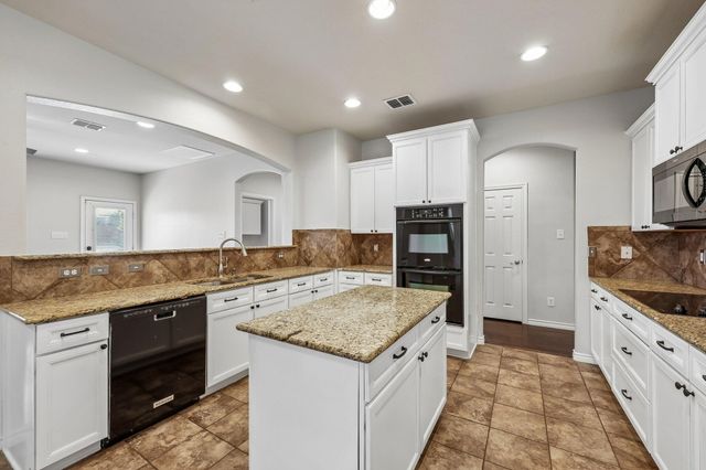 5929 Clipper Lane, Fort Worth, TX 76179