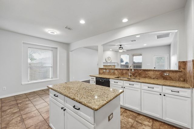 5929 Clipper Lane, Fort Worth, TX 76179