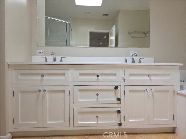 5339 Veloz Avenue, Tarzana (los Angeles), CA 91356