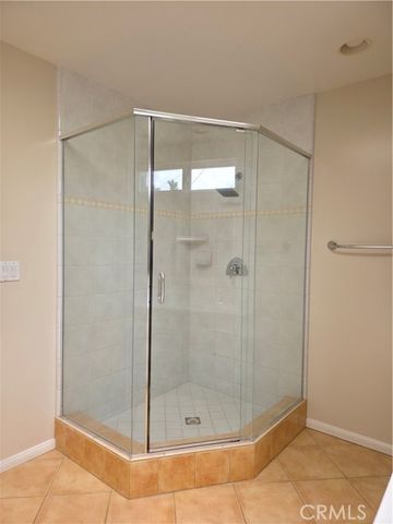 5339 Veloz Avenue, Tarzana (los Angeles), CA 91356