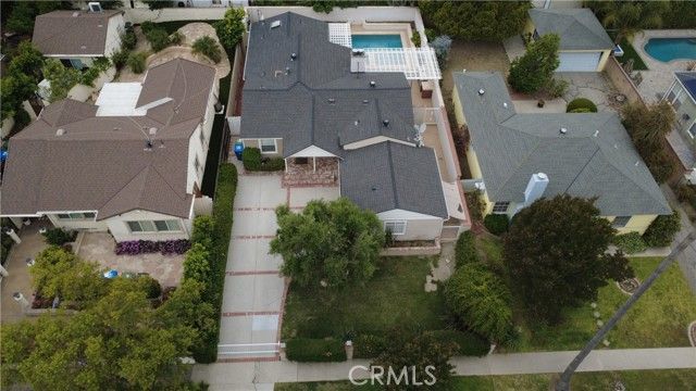 5339 Veloz Avenue, Tarzana (los Angeles), CA 91356