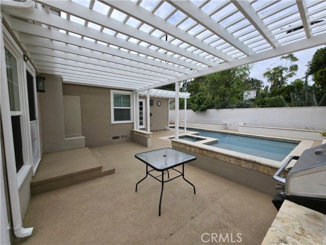 5339 Veloz Avenue, Tarzana (los Angeles), CA 91356