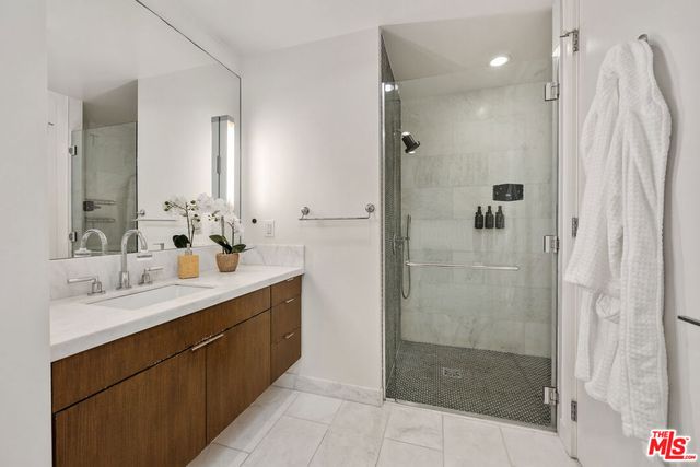 1705 Ocean Avenue 312, Santa Monica, CA 90401
