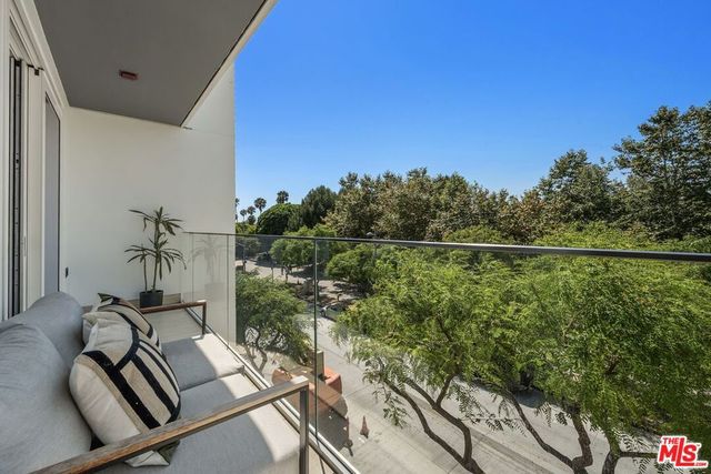 1705 Ocean Avenue 312, Santa Monica, CA 90401