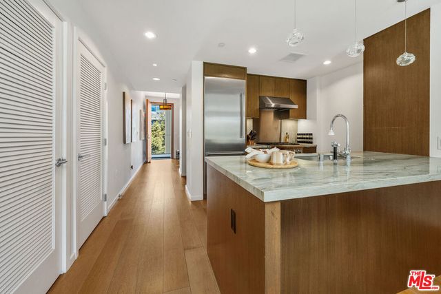 1705 Ocean Avenue 312, Santa Monica, CA 90401