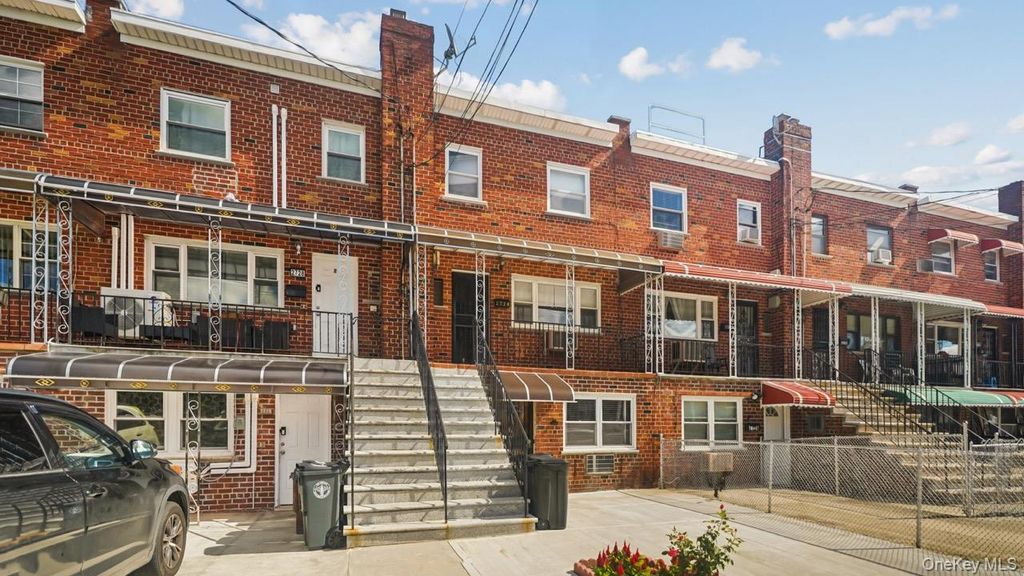 2726 Hone Avenue, Bronx, NY 10469 — photo 4