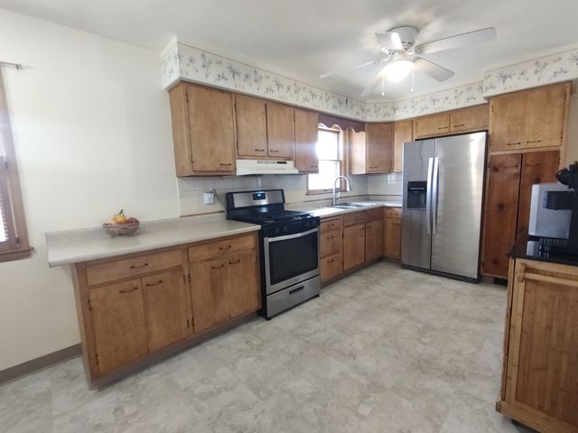 116 N Vale Avenue, Rockford, IL 61107