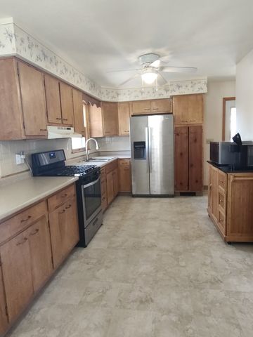 116 N Vale Avenue, Rockford, IL 61107