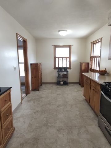 116 N Vale Avenue, Rockford, IL 61107