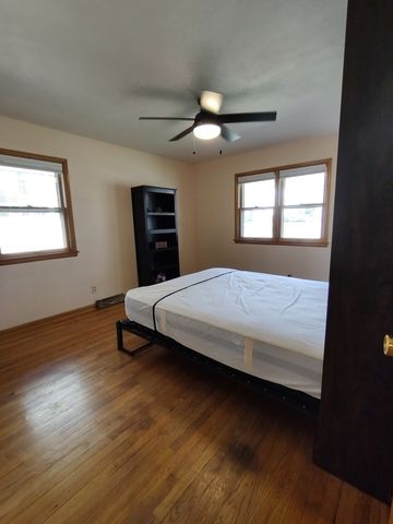 116 N Vale Avenue, Rockford, IL 61107