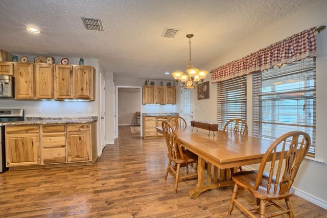 202 Tipperary Drive, Milam, TX 75959