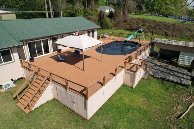 202 Tipperary Drive, Milam, TX 75959