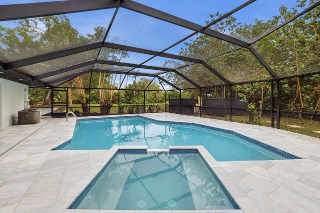 8862 Wendy Lane S, West Palm Beach, FL 33411