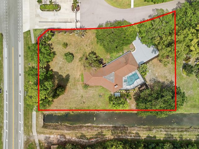 8862 Wendy Lane S, West Palm Beach, FL 33411