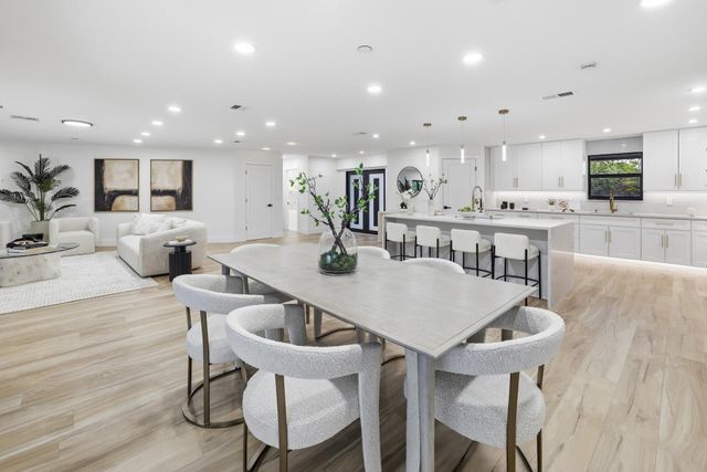 8862 Wendy Lane S, West Palm Beach, FL 33411