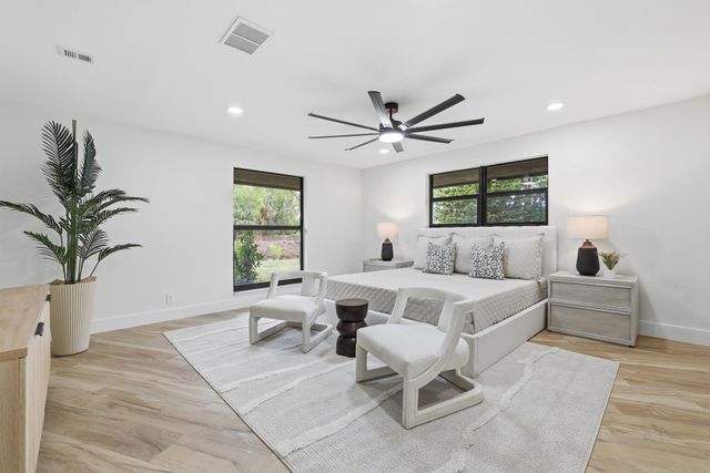 8862 Wendy Lane S, West Palm Beach, FL 33411