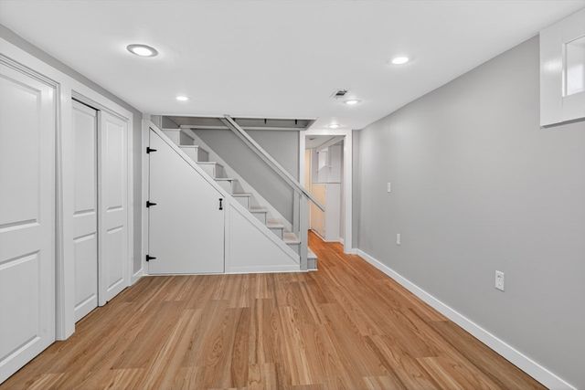 125 Hemlock Dr, Holliston, MA 01746