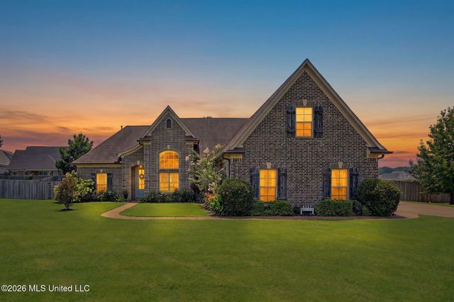 1727 Marcia Louise Drive, Southaven, MS 38672