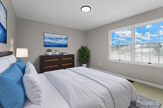 85 Wilton Avenue, Middlesex, NJ 08846