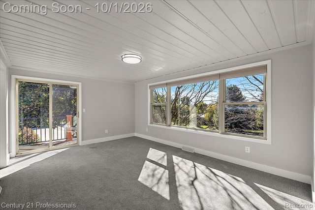 8380 Pine Knob Road, Independence Charter Township, MI 48348