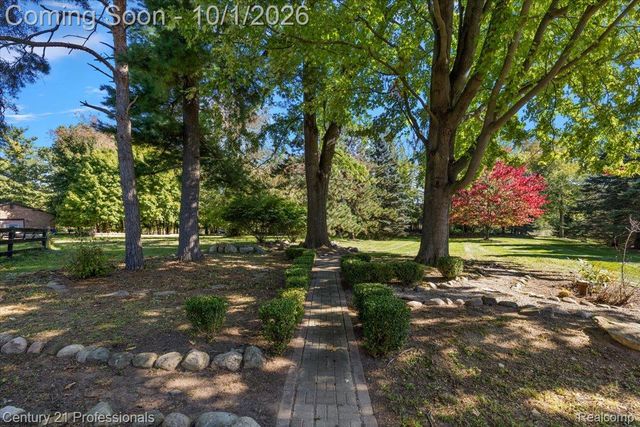 8380 Pine Knob Road, Independence Charter Township, MI 48348