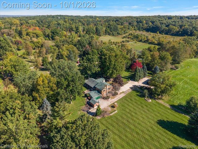 8380 Pine Knob Road, Independence Charter Township, MI 48348