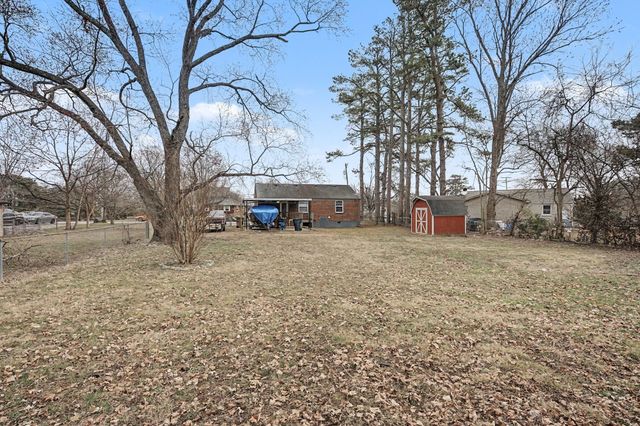 5017 Madeline Dr, Nashville, TN 37211