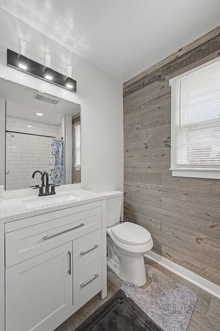 5017 Madeline Dr, Nashville, TN 37211