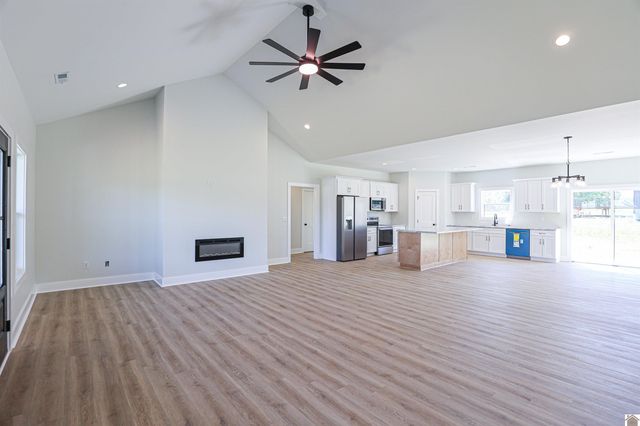111 Ayly Estates Drive, Mayfield, KY 42066