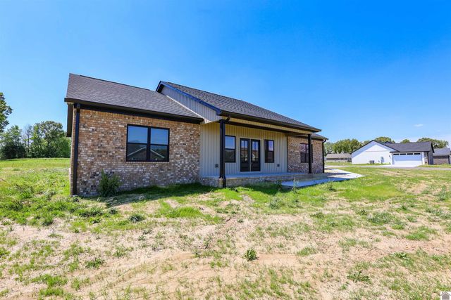 111 Ayly Estates Drive, Mayfield, KY 42066