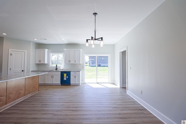 111 Ayly Estates Drive, Mayfield, KY 42066