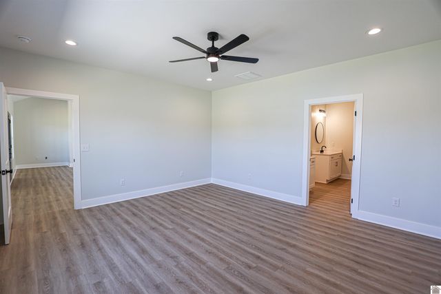 111 Ayly Estates Drive, Mayfield, KY 42066