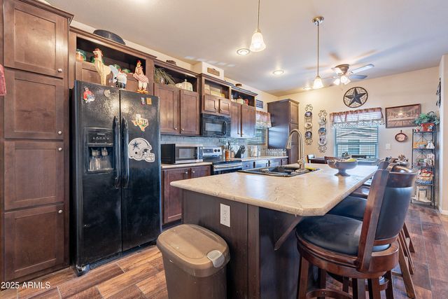 2000 S APACHE Road 16, Buckeye, AZ 85326