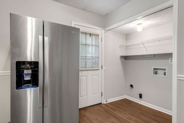 430 Walton Ferry Rd Apt 1700, Hendersonville, TN 37075