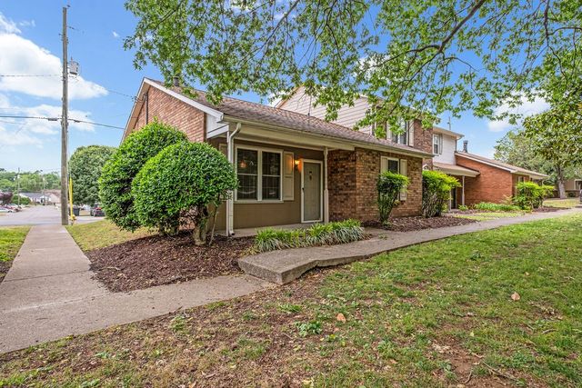 430 Walton Ferry Rd Apt 1700, Hendersonville, TN 37075