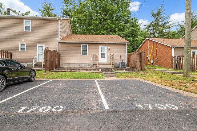 430 Walton Ferry Rd Apt 1700, Hendersonville, TN 37075