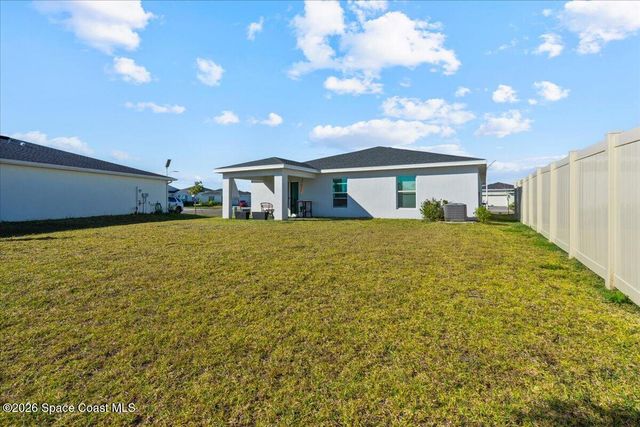 875 Dockside Drive SW, Palm Bay, FL 32908