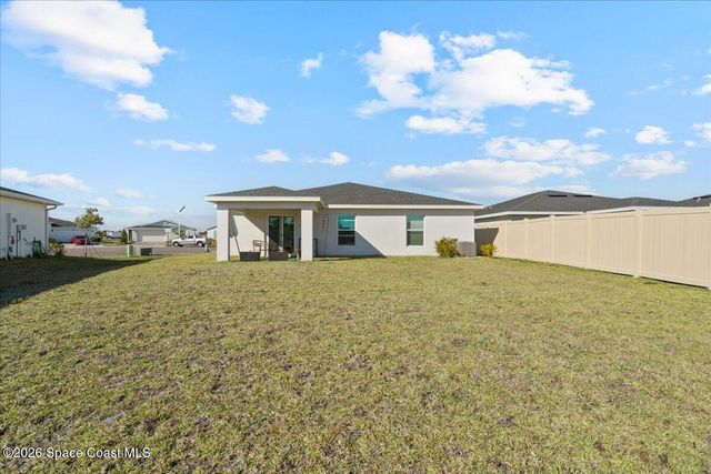 875 Dockside Drive SW, Palm Bay, FL 32908