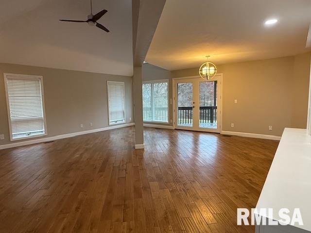 16429 N Hawthorne Hills Drive, Mt Vernon, IL 62864