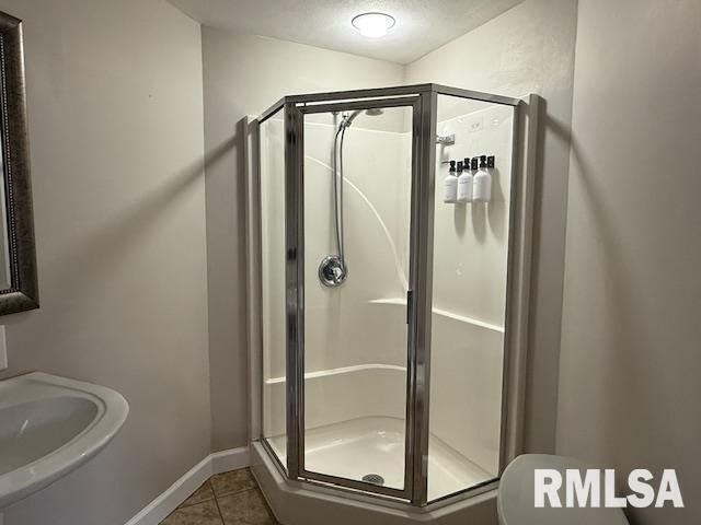 16429 N Hawthorne Hills Drive, Mt Vernon, IL 62864