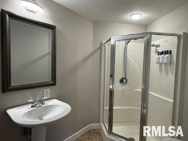 16429 N Hawthorne Hills Drive, Mt Vernon, IL 62864