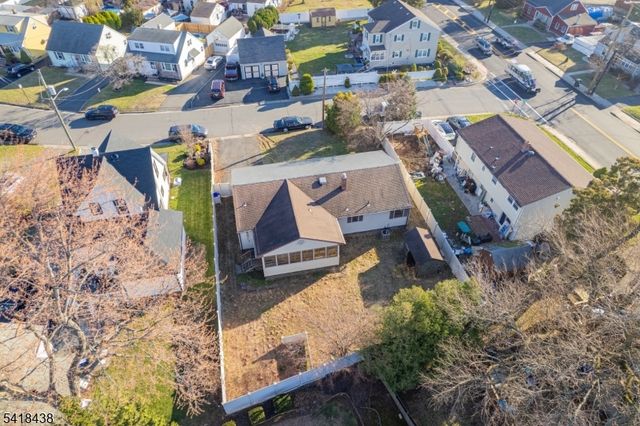 2240 Murray Ave, South Plainfield Boro, NJ 07080