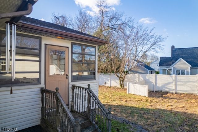 2240 Murray Ave, South Plainfield Boro, NJ 07080