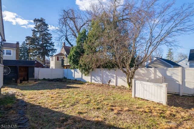 2240 Murray Ave, South Plainfield Boro, NJ 07080