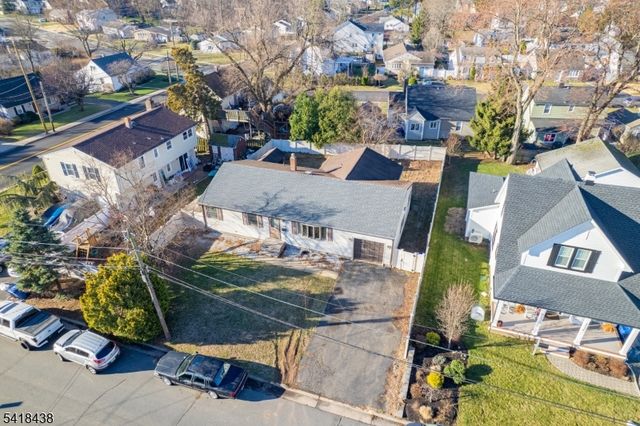 2240 Murray Ave, South Plainfield Boro, NJ 07080