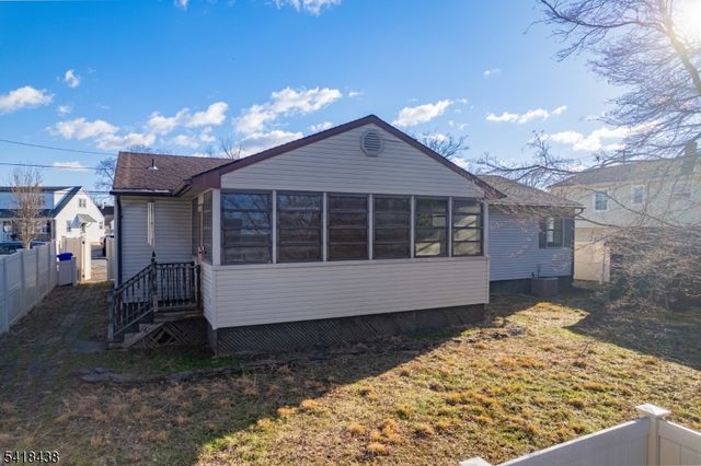 2240 Murray Ave, South Plainfield Boro, NJ 07080