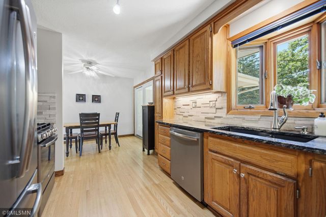 8942 York Road S, Bloomington, MN 55431