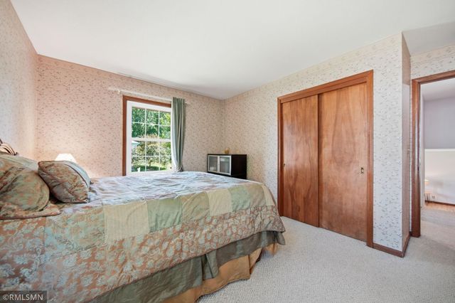 8942 York Road S, Bloomington, MN 55431